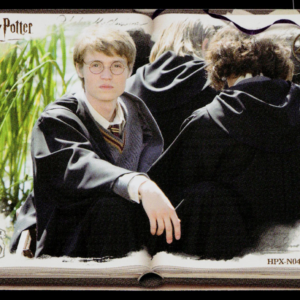 Kayou Harry Pott | Neville Longbottom in the Hogwarts greenhouse | HPX-N04-027L1